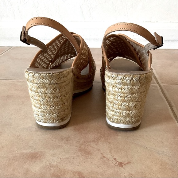 Donald J Pliner Woven Espadrille - Size 9 - Picture 4 of 7